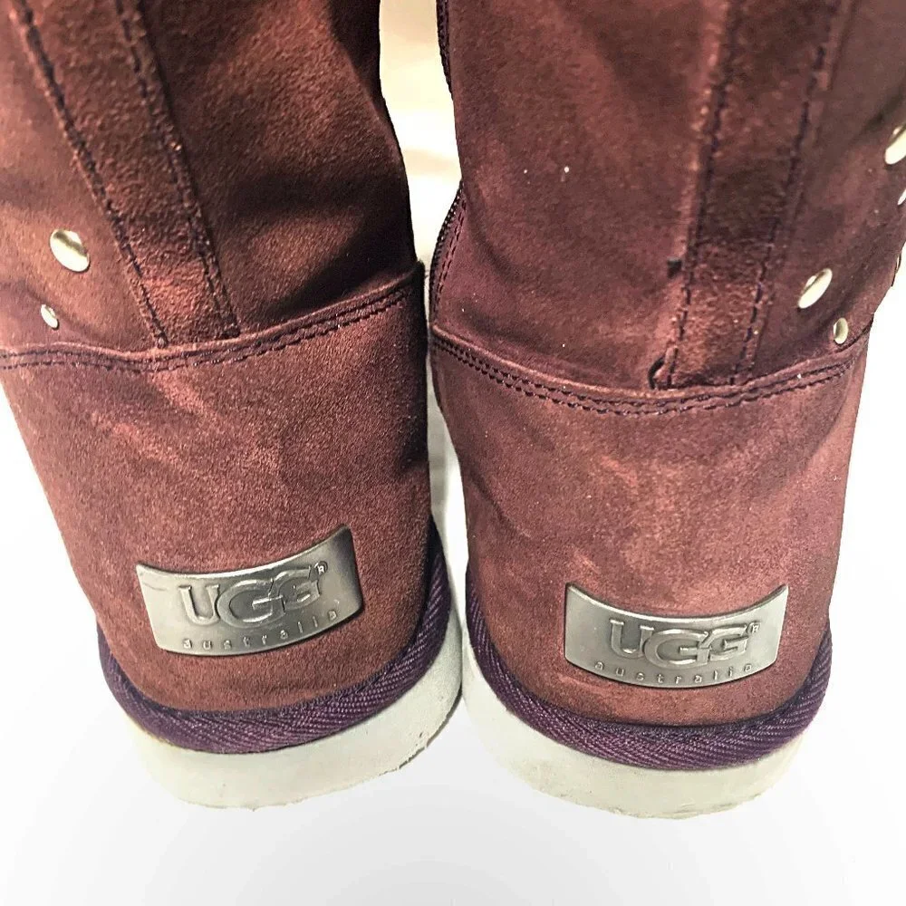 UGG Women Shoes Size 7 *